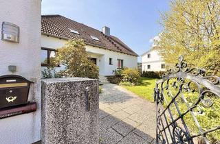 Haus kaufen in 90556 Cadolzburg, Viel Platz & Potenzial: Zweifamilienhaus mit Garten