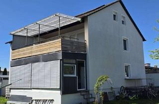 Haus kaufen in 74564 Crailsheim, Vielseitiges Zwei- bis Dreifamilienhaus - Einbauküche - Carport - Balkon, Wintergarten und Terrasse