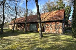 Haus kaufen in 31311 Uetze, Kleines Fachwerkhaus in idyllischer Lage von Eltze