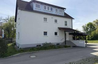 Mehrfamilienhaus kaufen in Krumbacherstraße, 86399 Bobingen, Mehrfamilienhaus mit 3 Parteien in Bobingen !!!Real Estate Hofmann!!!