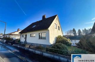 Haus kaufen in 56235 Ransbach-Baumbach, Großzügiges Ein- bis Zweifamilienhaus in ruhiger und gefragter Lage von Ransbach-Baumbach