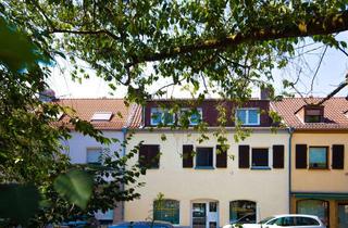 Mehrfamilienhaus kaufen in Wiener Platz 13, 55246 Mainz-Kostheim, Mehrfamilienhaus mit Gewerbefläche in guter Lage in Mainz-Kostheim zu verkaufen