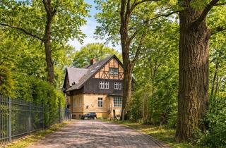 Grundstück zu kaufen in 14195 Berlin, ONCE IN A LIFETIME - Einmaliges Grundstück in Dahlemer Premium-Lage