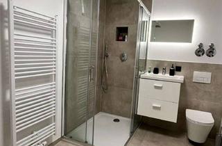 Wohnung kaufen in 71083 Herrenberg, provisionsfreie + kernsanierte 2,5-Zimmer-Wohnung in Herrenberg