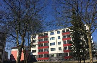 Wohnung mieten in Berliner Straße 15, 25421 Pinneberg, schöne, gemütliche 1-Zi.-Whg. mit Loggia