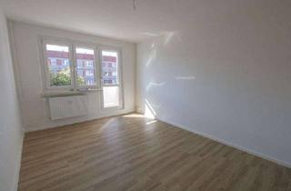 Wohnung mieten in August-Lamprecht-Str., 06132 Silberhöhe, Schöne, kleine 2-Raumwohnung mit Balkon.