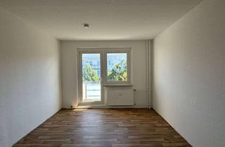 Wohnung mieten in Zossener Straße 168, 12627 Hellersdorf, Kleines Familien-Apartment mit Wannenbad und Balkon - leider ohne Aufzug!