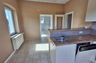 Wohnung mieten in 54649 Waxweiler, **Dachgeschosswohnung in Waxweiler mit Stellplatz und kleiner Gartenfläche**