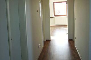 Wohnung mieten in 86316 Friedberg, Helle Dachgeschoßwohnung - 3 Zimmer/Küche/Bad