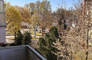 Wohnung mieten in Seckbruchstraße 15, 30629 Misburg-Nord, Renoviertes Zuhause mit zwei Zimmern, Balkon und EBK in Hannover Misburg