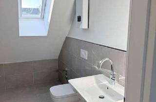 Wohnung mieten in Heinestr. 12, 42651 Solingen-Mitte, Helle 2,5-Zimmer Dachgeschosswohnung in Solingen-Mitte