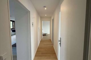 Wohnung mieten in Heinestr. 12, 42651 Solingen-Mitte, Helle 3-Zimmer Dachgeschosswohnung in Solingen-Mitte