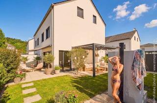 Doppelhaushälfte kaufen in 64367 Mühltal, Doppelhaushälfte mit Wow-Effekt: Loft-Dachgeschoss, Garten und viel Komfort