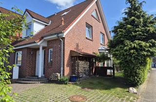 Haus kaufen in 23617 Stockelsdorf, Attraktives Reihenendhaus mit großem Grundstück & 2 Carports