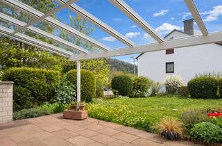 Haus kaufen in 71067 Sindelfingen, Reiheneckhaus mit Traumterrasse in Sindelfingen Hinterweil – 5,5 Zimmer & Garten
