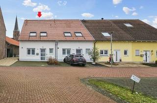 Reihenhaus kaufen in 41334 Nettetal, Modern wohnen im Reihenhaus – renoviert, energieeffizient Klasse B, bezugsfertig