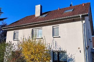 Wohnung kaufen in 91220 Schnaittach, Traumhaftes Wohnen auf 2 Etagen - Haus in Haus mit Garten und Weitblick