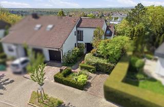 Doppelhaushälfte kaufen in 76227 Karlsruhe, Architektur mit Charakter in Bestlage!