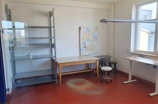 Büro zu mieten in Otto-Stölcker-Str., 35066 Frankenberg, Helle Bürofläche in Frankenberg-Schreufa – ab 20 m² bis 220 m² – sofort verfügbar