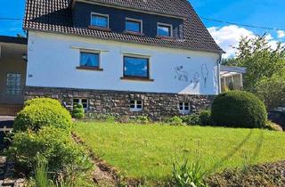 Haus kaufen in 51588 Nümbrecht, Nümbrecht - gepflegte Immobilie mit Baugrundstück