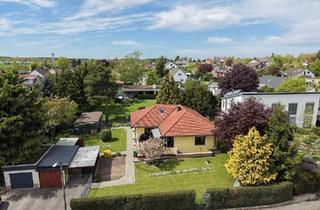 Haus kaufen in 74638 Waldenburg, Waldenburg - Bungalow in Waldenburg | 900 m² Grundstück | Kamin | Einliegerop.