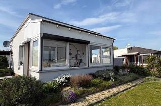 Haus kaufen in 18574 Garz, Garz/Rügen - Bungalow am Wasser - mit Bootsliegeplatz & Potenzial
