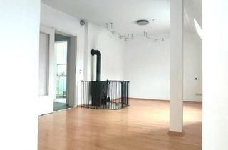 Wohnung kaufen in 86154 Augsburg, Augsburg - außergewöhnliche Wohnung im Maisonette-Stil mit Kamin & 2 Bädern