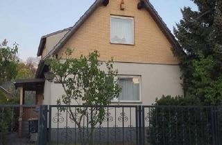 Einfamilienhaus kaufen in 13403 Berlin, Berlin - Sanierungsbedürftiges 5 Zimmer EFH in Berlin Wittenau von Privat