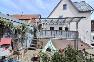 Doppelhaushälfte kaufen in 70794 Filderstadt, Filderstadt - Gepflegtes Haus mit sehr viel Charme und Garage (2 x DHH)