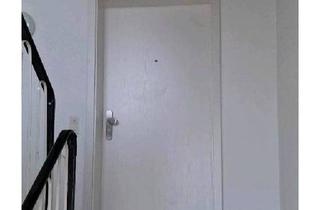 Wohnung kaufen in 73333 Gingen, Gingen an der Fils - Eigentumswohnung 1,5 Zimmer mit EBK ,Balkon und Stellplatz