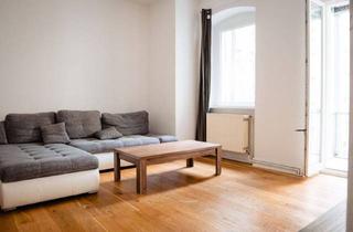Wohnung kaufen in Schreinerstraße 57, 10247 Berlin, Berlin - Großzügige, renovierte Altbauwohnung mit großem Balkon im begehrten Samariterkiez.
