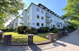 Wohnung kaufen in 22081 Barmbek-Süd, Eilbek: Großzügig Wohnen - 2 Zi. + Wohnküche + Balkon