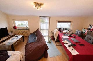 Wohnung kaufen in 64625 Bensheim, Großzügige Dachgeschosswohnung mit Panoramablick, in Bensheim-Auerbach