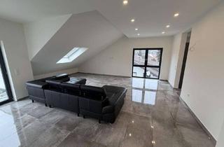 Penthouse kaufen in 69168 Wiesloch, Exklusive 4-Zimmer-Penthousewohnung mit Dachterrasse & Garage+Stellplatz - provisionsfrei