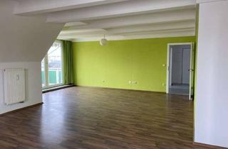 Wohnung kaufen in 91074 Herzogenaurach, Oben wohnen ... Dachgeschoss- Wohnung mit sonnigem Balkon