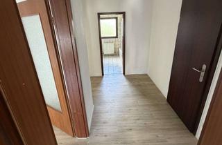 Wohnung kaufen in Zehn Morgen, 74906 Bad Rappenau, Sonnige zwei Zimmer Wohnung mit 2 Balkonen und Garage