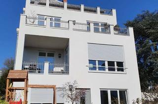 Wohnung mieten in Wilhelm-Bonn-Straße 28, 61476 Kronberg, Großzügige 5-Zimmer-Wohnung mit Garten in Altbauvilla in Kronberg im Taunus