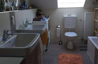 Wohnung mieten in Brembacher Weg 26, 36129 Gersfeld, Gersfeld: 3-Zimmer-Dachwohnung mit Balkon