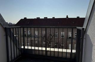 Wohnung mieten in Walderseestraße, 13407 Reinickendorf, *Exklusives Design im Dachgeschoss * 2-Zimmer mit Terrasse*