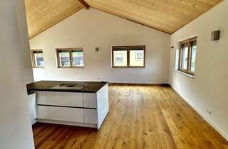 Penthouse mieten in Reichenbacher Str. 29/1, 73114 Schlat, Geschmackvolle 5-Raum-Penthouse-Wohnung mit Balkon und Einbauküche in Schlat