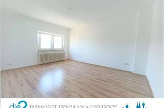 Wohnung mieten in Klauberger Straße 34, 42651 Solingen-Mitte, Schöne 2-Zimmerdachgeschosswohnung mit Gartenmitbenutzung zu vermieten!