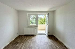 Wohnung mieten in Merseburger Str. 290, 06130 Damaschkestraße, sofort bezugsfertige 2-Zimmer-Wohnung mit Balkon im beliebten Rosengarten