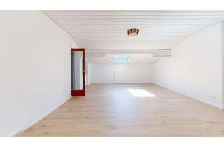Wohnung mieten in 86956 Schongau, Teilsanierte Dachgeschosswohnung mit 108 m² und Südbalkon