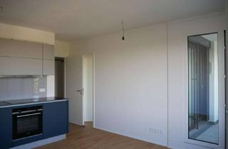 Wohnung mieten in Angela-Molitoris-Platz 13, 81245 München, Kleine 2-Zimmer Wohnung mit Loggia im Top Floor