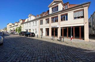Wohnung mieten in Gutenbergstraße 94, 14482 Babelsberg Süd, Hell, Groß, Höhe decken und mit Balkon! Unbefristete 4 Zimmer Wohnung im DG !