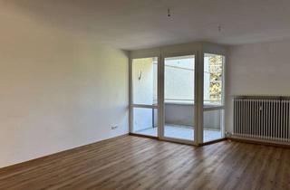 Wohnung mieten in Richard-Wagner Straße, 83395 Freilassing, Helle 2-Zimmer-Wohnung mit Balkon