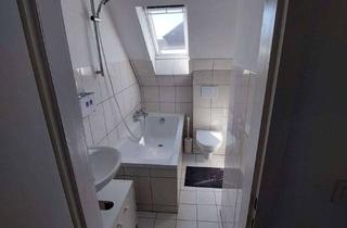 Wohnung mieten in Weberstraße 48, 47877 Willich, Gepflegte DG-Wohnung mit drei Zimmern und Einbauküche in Willich-Anrath