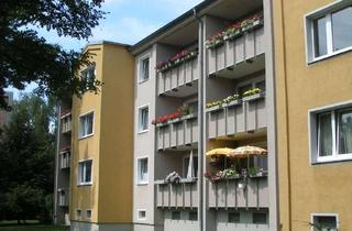 Wohnung mieten in Hindenburgstrasse 91, 30851 Langenhagen, Für EG-Liebhaber! Freundliche 3-Zimmerwohnung mit Balkon in verkehrsgünstiger Lage
