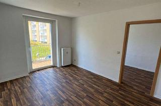 Wohnung mieten in Fischerring 31, 18546 Sassnitz, gut geschnittene 3-Raum-Wohnung mit Wannenbad, Balkon, Keller