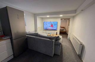 Wohnung mieten in 65474 Bischofsheim, Gemütliche 2-Zimmer-Souterrain-Wohnung mit Küche